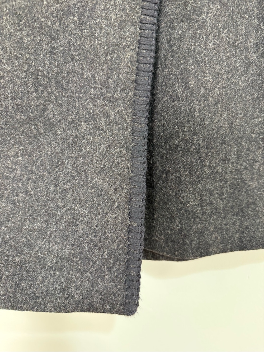 Eddie Bauer Wool Wrap Skirt Gray A Line Mini Size 10 Office Career Minimalist - Picture 3 of 8